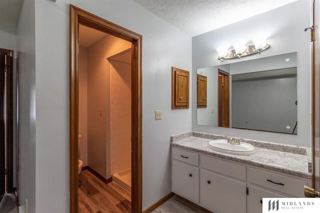 13302 S 26th Avenue, Bellevue, NE 68123