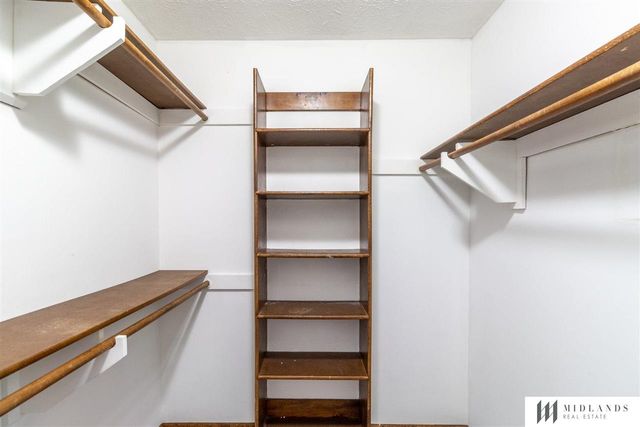 13302 S 26th Avenue, Bellevue, NE 68123