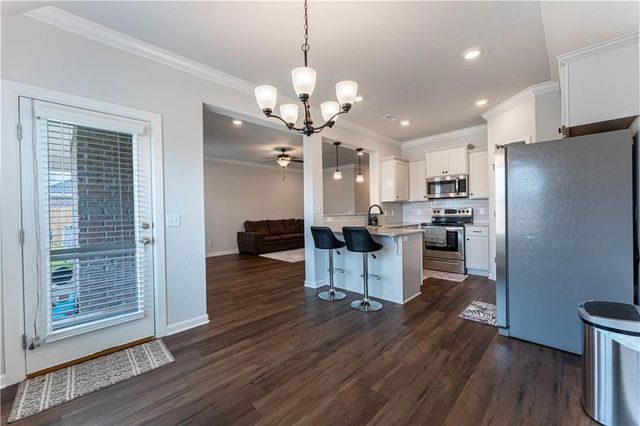 440 Peach Avenue, Centerton, AR 72719