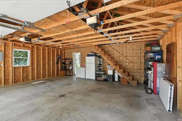 1130 E 455 S, Lagrange, IN 46761