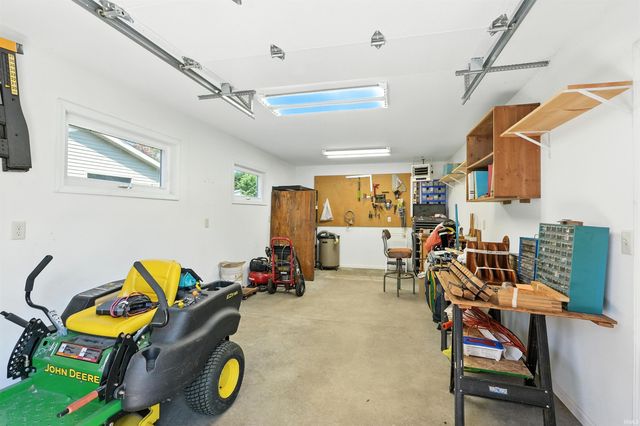 1130 E 455 S, Lagrange, IN 46761