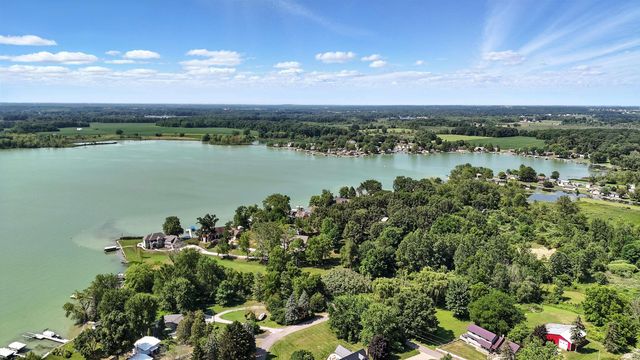 1130 E 455 S, Lagrange, IN 46761