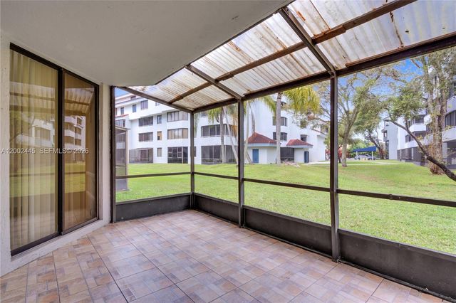 8255 SW 152nd Ave E-109, Miami, FL 33193