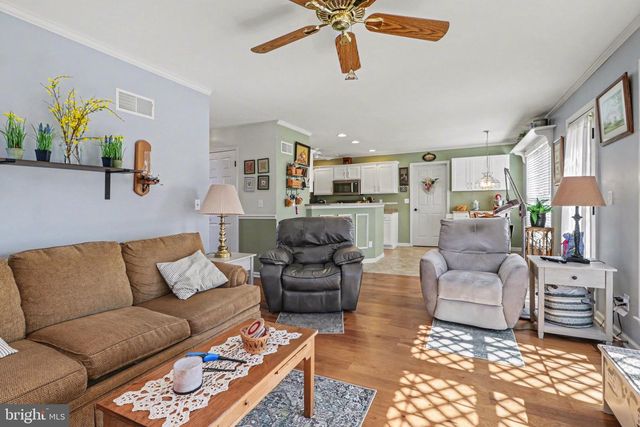 266 FARMHOUSE LN, Palmyra, PA 17078