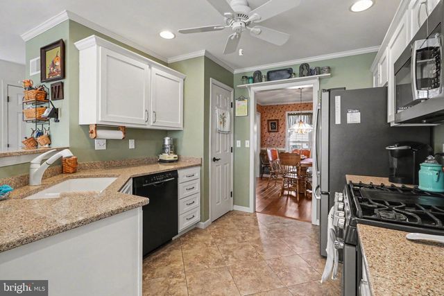 266 FARMHOUSE LN, Palmyra, PA 17078