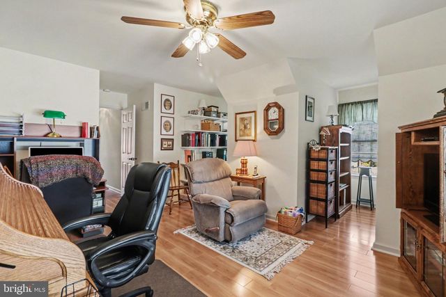 266 FARMHOUSE LN, Palmyra, PA 17078