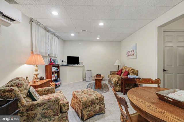 266 FARMHOUSE LN, Palmyra, PA 17078