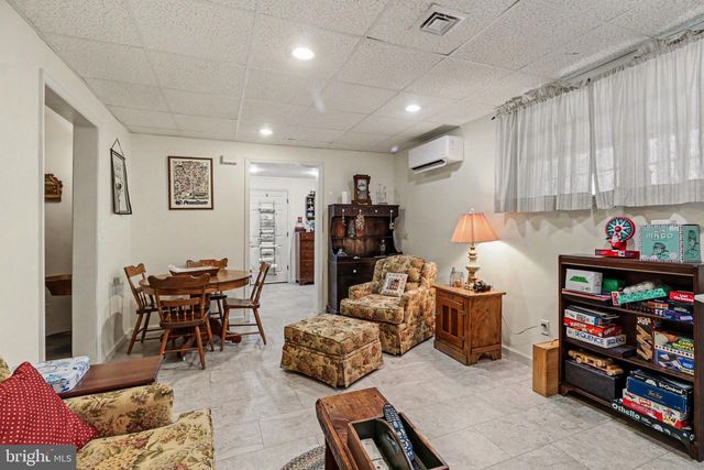 266 FARMHOUSE LN, Palmyra, PA 17078