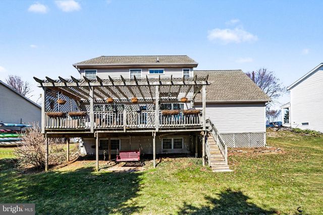 266 FARMHOUSE LN, Palmyra, PA 17078