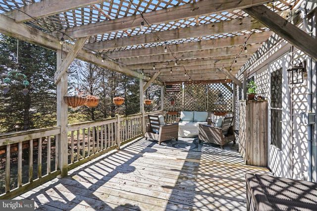 266 FARMHOUSE LN, Palmyra, PA 17078