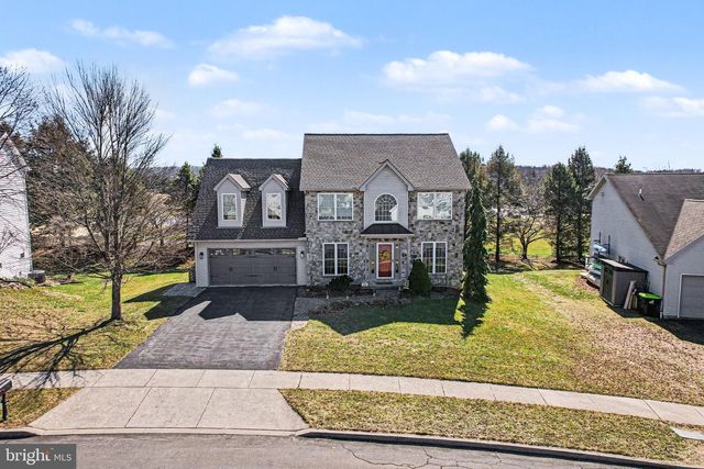 266 FARMHOUSE LN, Palmyra, PA 17078