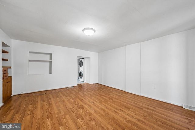 10 UPLAND AVE, Brookhaven, PA 19015