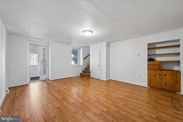 10 UPLAND AVE, Brookhaven, PA 19015