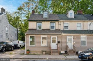 10 UPLAND AVE, Brookhaven, PA 19015