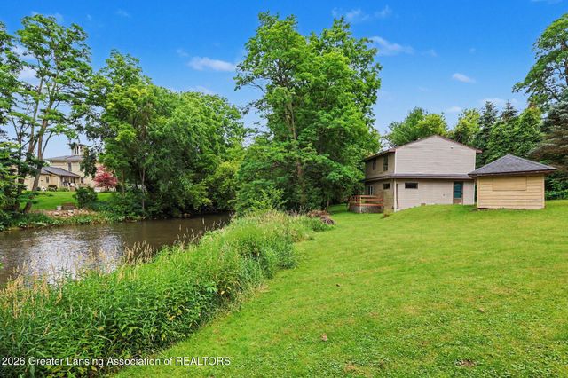 130 Benton Street, Bellevue, MI 49021