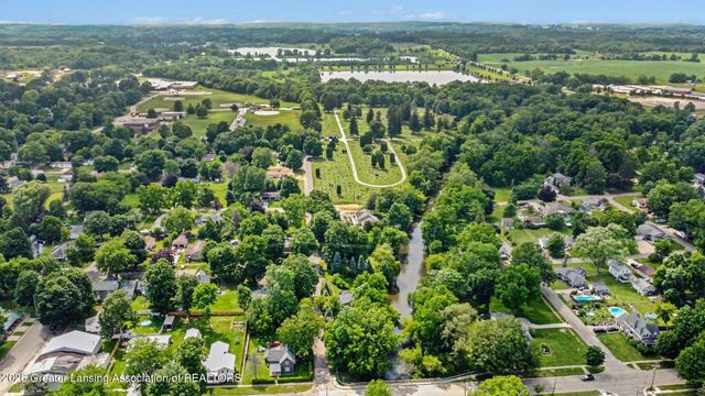 130 Benton Street, Bellevue, MI 49021