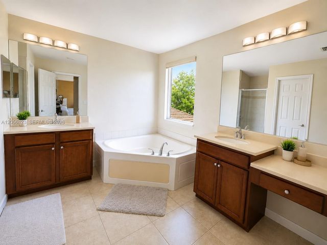4415 E Whitewater Avenue 0, Weston, FL 33332