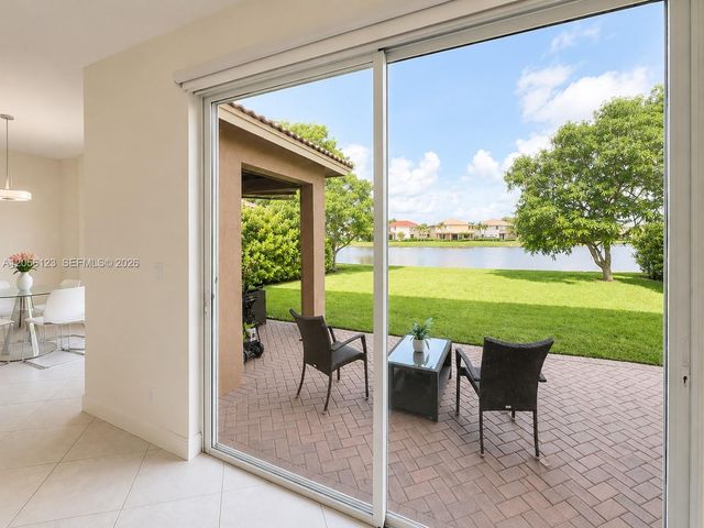 4415 E Whitewater Avenue 0, Weston, FL 33332