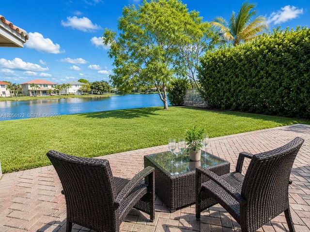 4415 E Whitewater Avenue 0, Weston, FL 33332