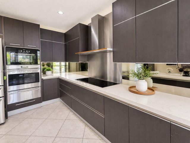 4415 E Whitewater Avenue 0, Weston, FL 33332