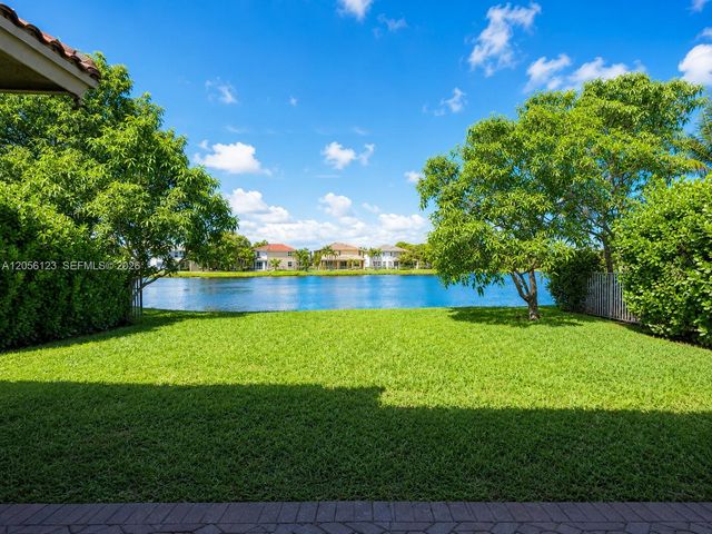 4415 E Whitewater Avenue 0, Weston, FL 33332