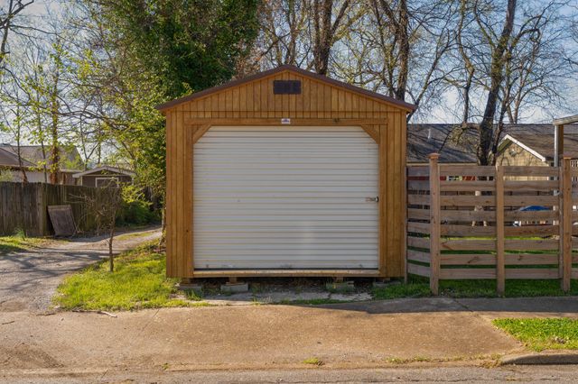 1614 E 12th Street, Chattanooga, TN 37404