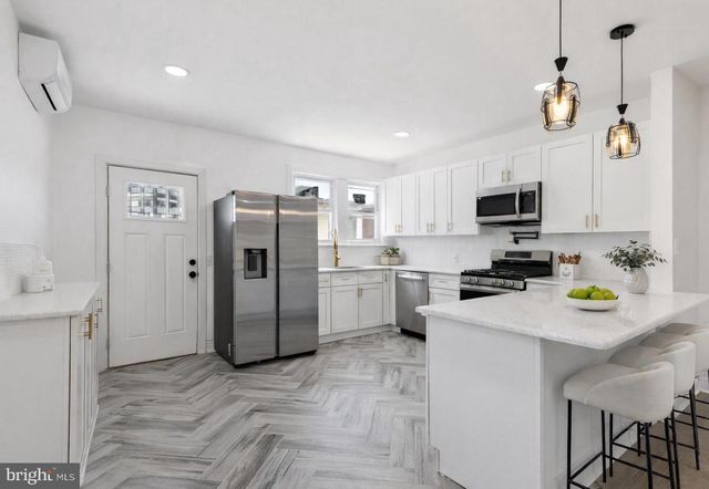 2414 77TH AVE, Philadelphia, PA 19150