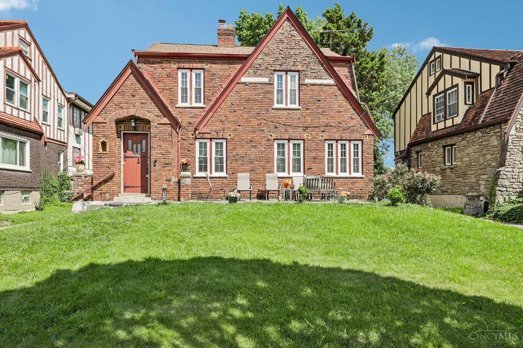 7314 Scottwood Avenue, Cincinnati, OH 45237