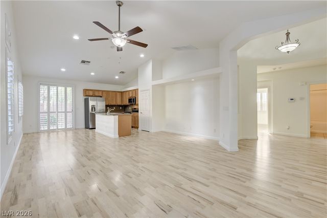 3773 Bracebridge Falls Avenue, North Las Vegas, NV 89085