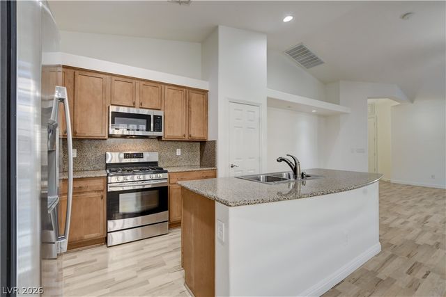 3773 Bracebridge Falls Avenue, North Las Vegas, NV 89085