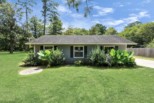238 Waterfall Drive, Huffman, TX 77336