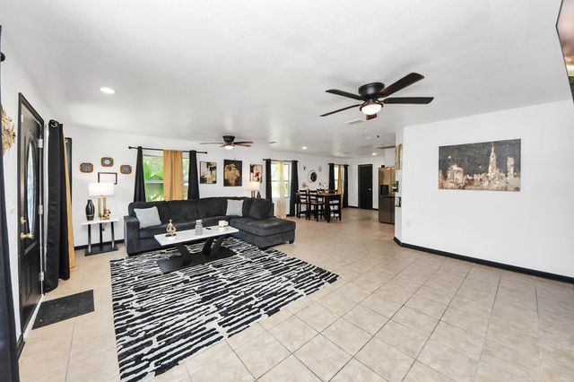 238 Waterfall Drive, Huffman, TX 77336