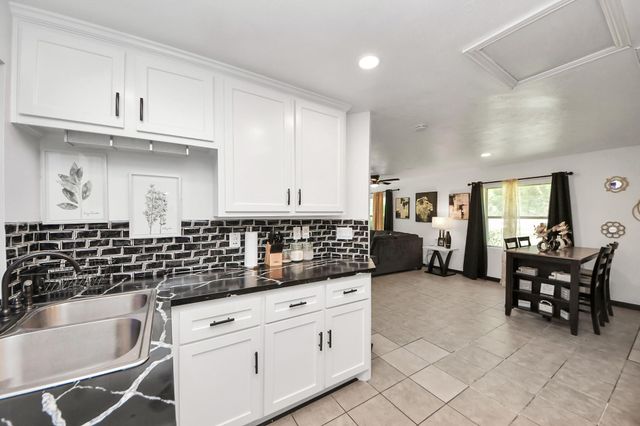 238 Waterfall Drive, Huffman, TX 77336