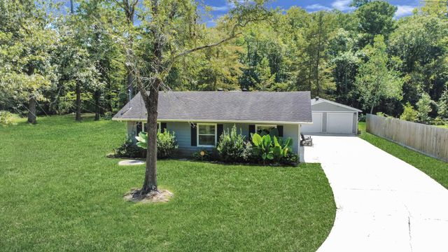 238 Waterfall Drive, Huffman, TX 77336