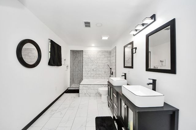 238 Waterfall Drive, Huffman, TX 77336