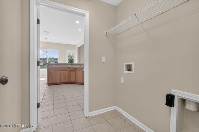 1692 HOLLOW GLEN Drive, Middleburg, FL 32068