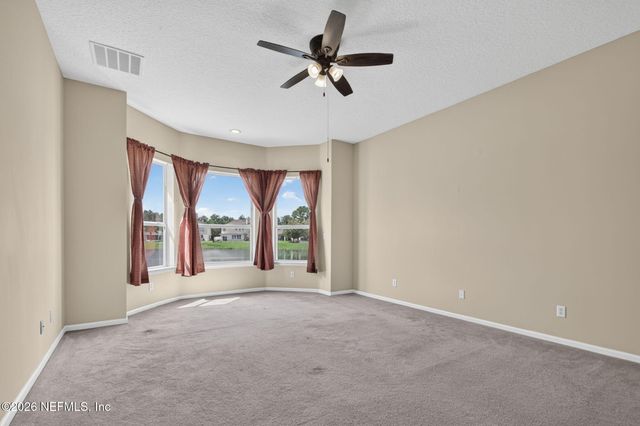 1692 HOLLOW GLEN Drive, Middleburg, FL 32068