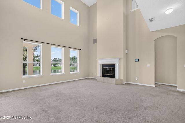 1692 HOLLOW GLEN Drive, Middleburg, FL 32068