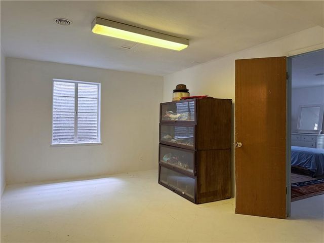1336 Spencer Drive, Lawrence, KS 66044