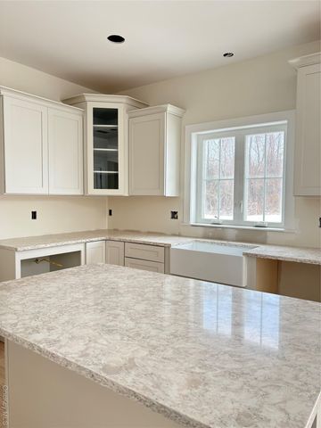 472 Wheeler Road, Florida, NY 10921