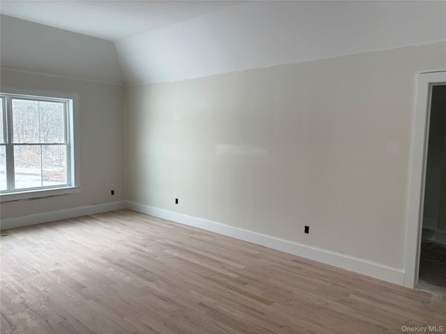 472 Wheeler Road, Florida, NY 10921