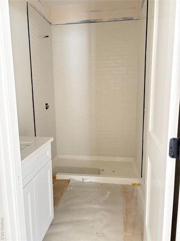 472 Wheeler Road, Florida, NY 10921