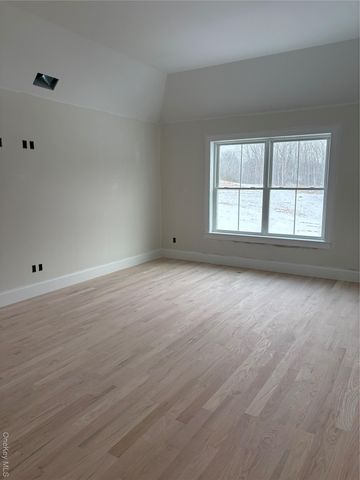 472 Wheeler Road, Florida, NY 10921