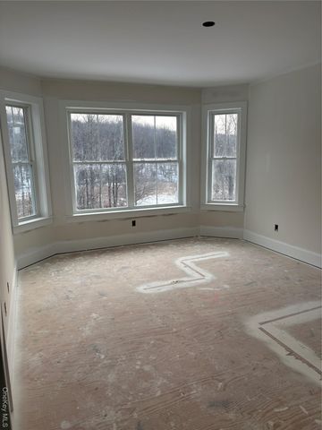 472 Wheeler Road, Florida, NY 10921