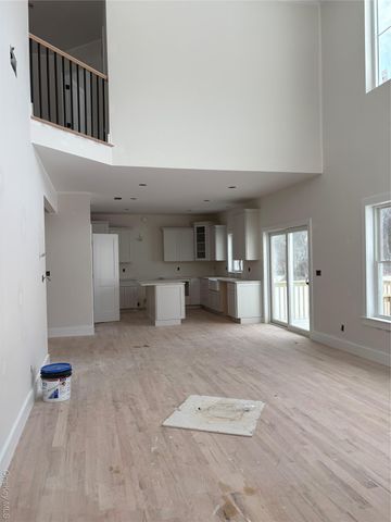 472 Wheeler Road, Florida, NY 10921