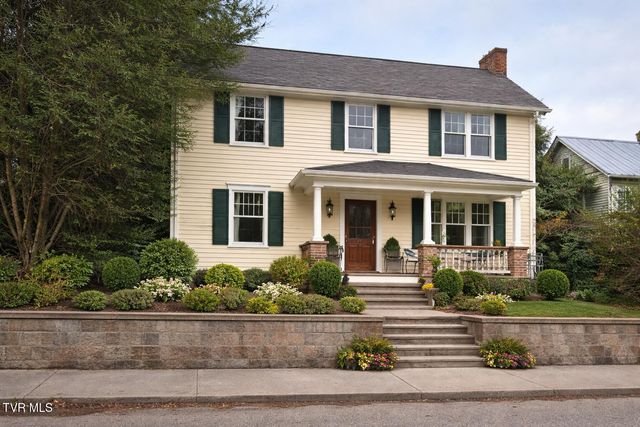 138 Park Street, Gate City, VA 24251