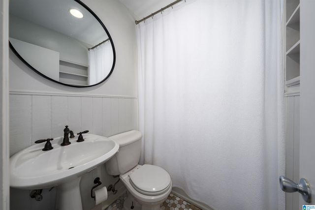 3012 LA HAVEN CIRCLE, Vestavia Hills, AL 35243