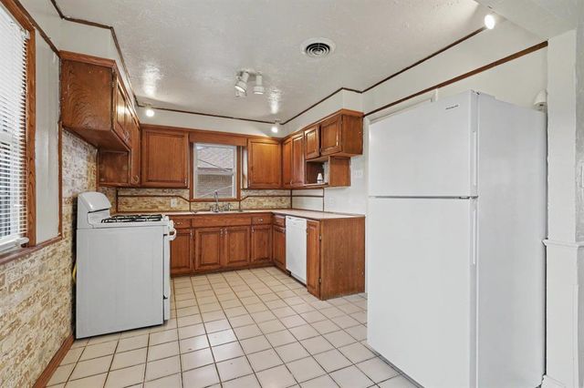 224 W Kerr Street, Oklahoma City, OK 73110