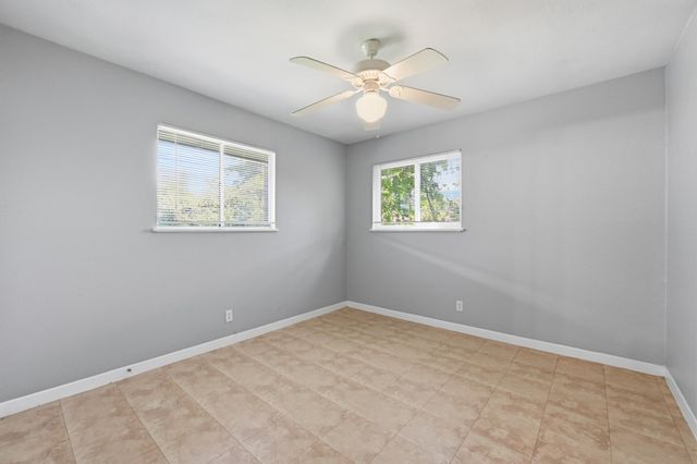 2712 Saint Edwards CIR B, Austin, TX 78704