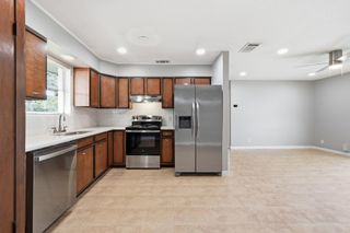 2712 Saint Edwards CIR B, Austin, TX 78704